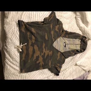 Camo Tshirt Hoodie Size Small